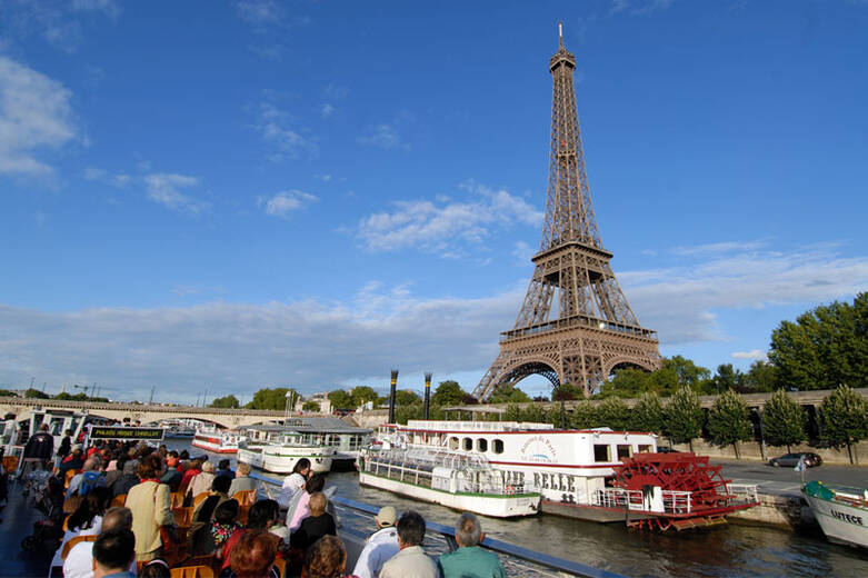  bateau-mouche.jpg