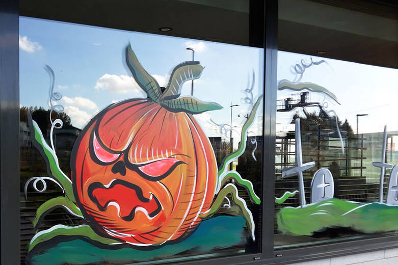 peinture-sur-vitrine.jpg